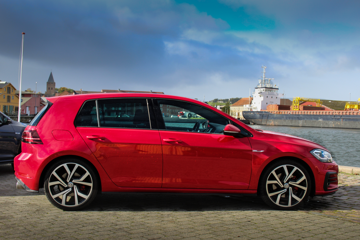 Golf GTI vs. Golf GTE